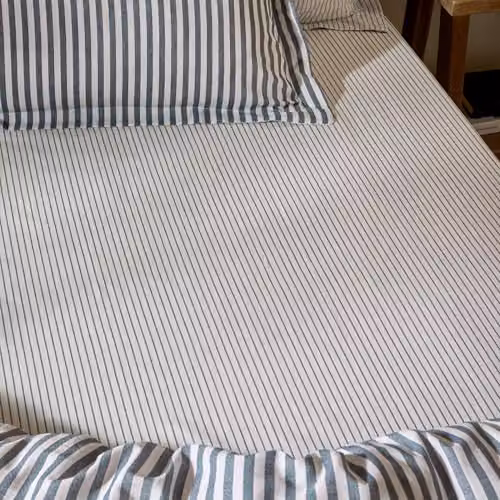 Yard Hebden Narrow Stripe 100% Cotton Fitted Sheet in Blue, W/D/H: 180 x 200 cm
