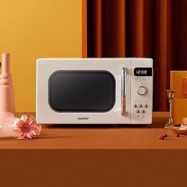 Livingandhome 800W 20L Solo Countertop Microwave Oven with LED Display and Automatic Programs in Beige and White