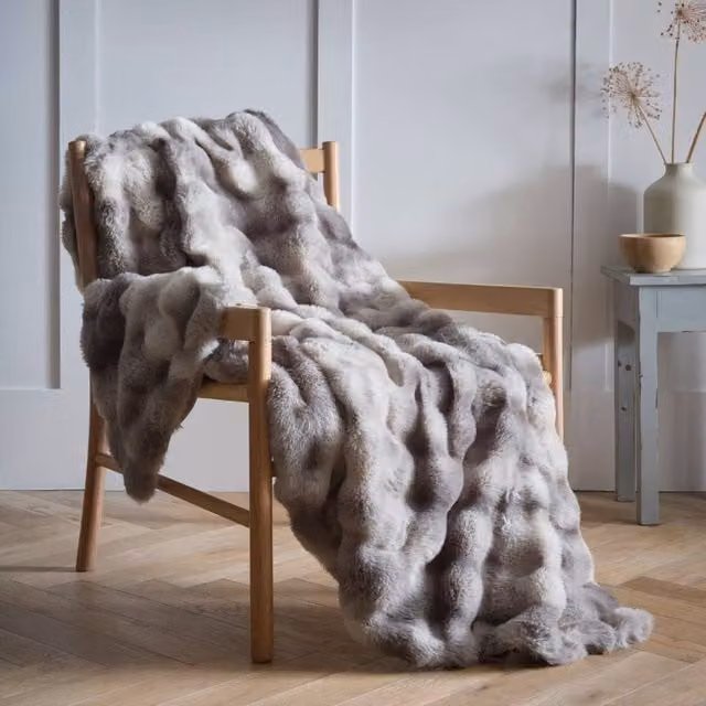 Portfolio Home Oslo Fluffy Grey Faux Fur Throw Blanket, W: 150 cm x L: 200 cm