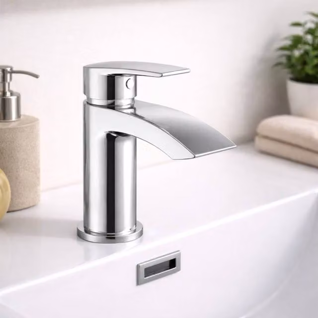 Bathroom Kingdom Belini Single Lever Chrome Basin Mixer Tap in Silver
