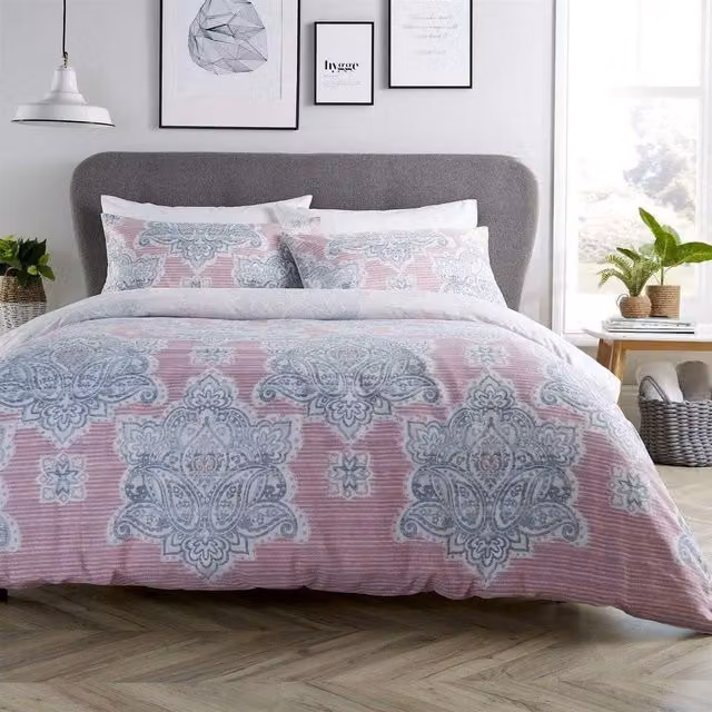 NewEdgeBlinds Modern Plain Pink Duvet Cover, W: 140 cm, H: 200 cm