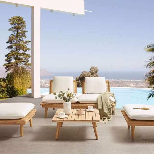 Wyld and Coco 5 Piece Outdoor Set in Brown Acacia Wood and Light Beige PE Rattan
