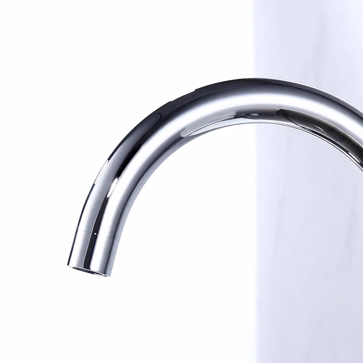 Nes Home Chrome Swivel Spout Monobloc Kitchen Mixer Tap in Silver – 2