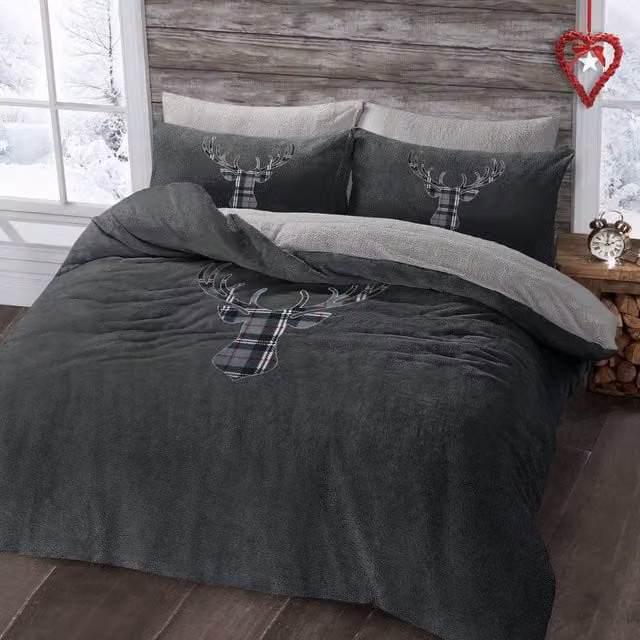 Velosso Stag Head Teddy Duvet Cover and Pillowcase Set in Charcoal Grey, King Size (W: 180 cm, L: 200 cm)
