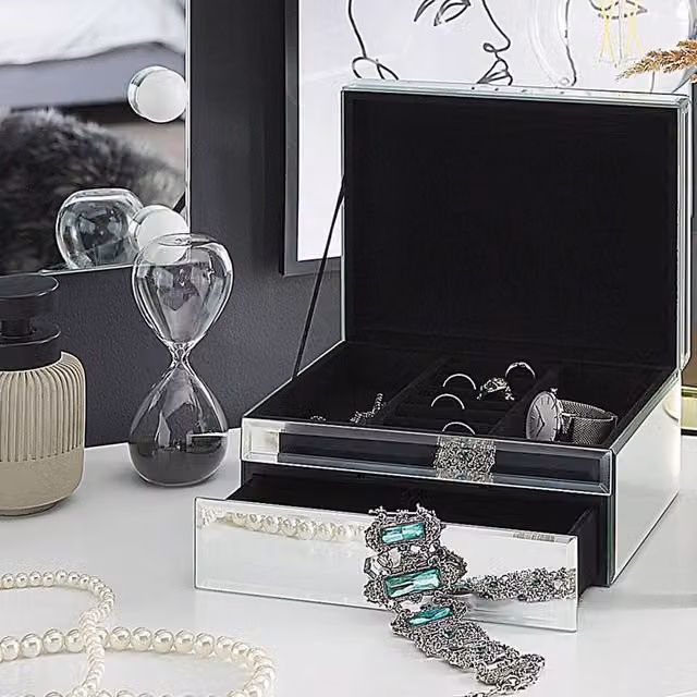 Wyld and Coco Silver Mirrored Jewellery Box with Lid, W: 22 cm, D: 11 cm, H: 17 cm – 1