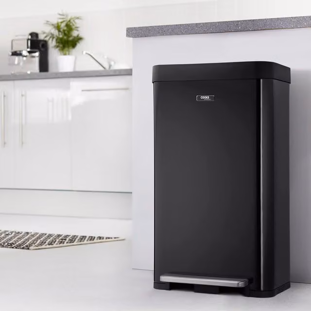 Cooks Professional XL 65L Pedal Bin with Soft Close Lid in Black Stainless Steel – 1