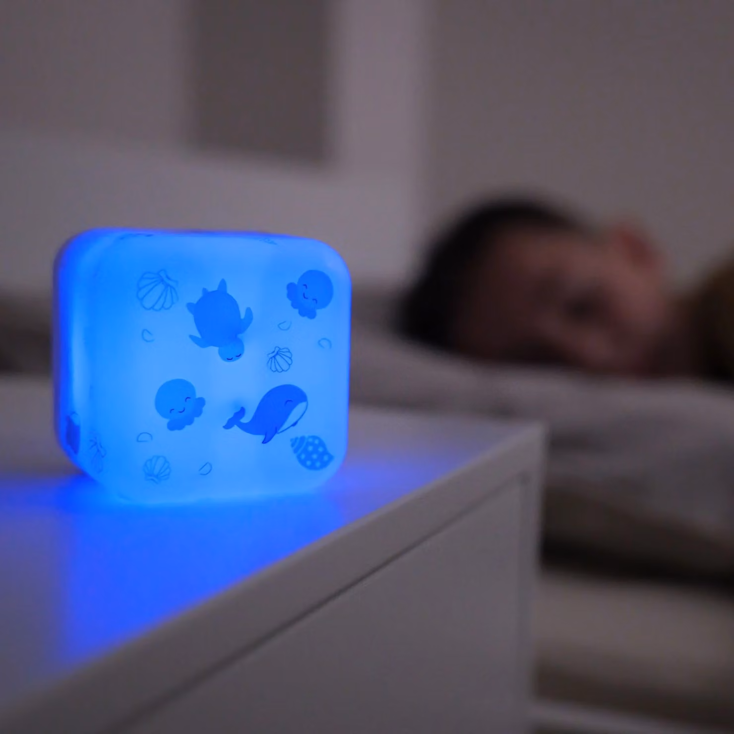 Cloud B Cube B Night Light and Reading Lamp in Blue and White – 3