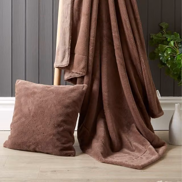 Bellissimo 2 Pack Chinchilla Cushion Covers in Brown