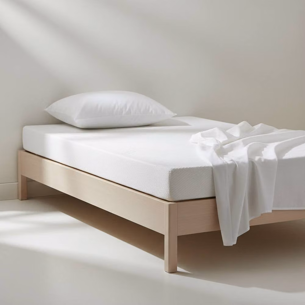 Bedding Mill Cool Plus Medium Firm Memory Foam Mattress in White, Size: Small Double, H: 15 cm, W: 120 cm, D: 200 cm – 1