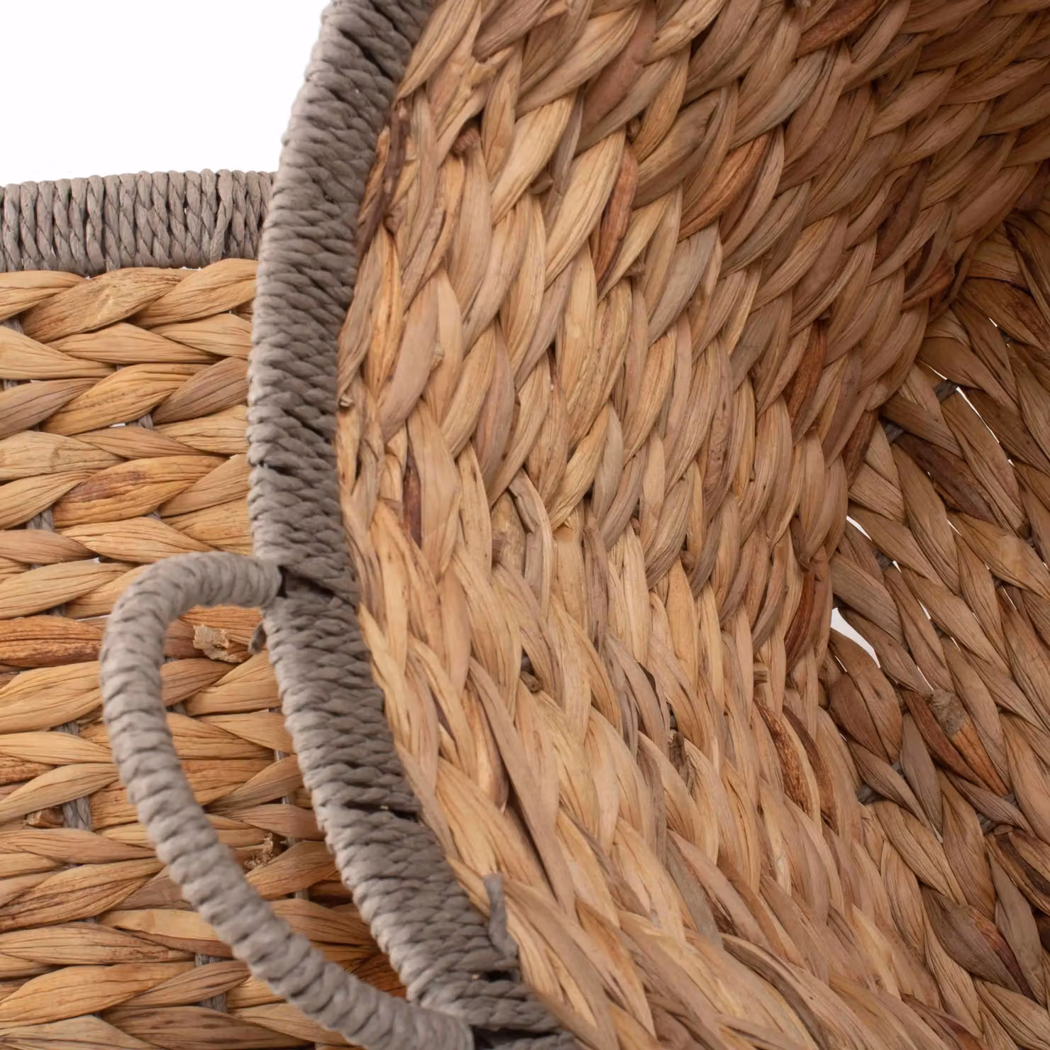 Red Hamper Set of 2 Round Water Hyacinth Baskets with Grey Rope Border in Brown and Grey, Diameter: 40 cm – 3