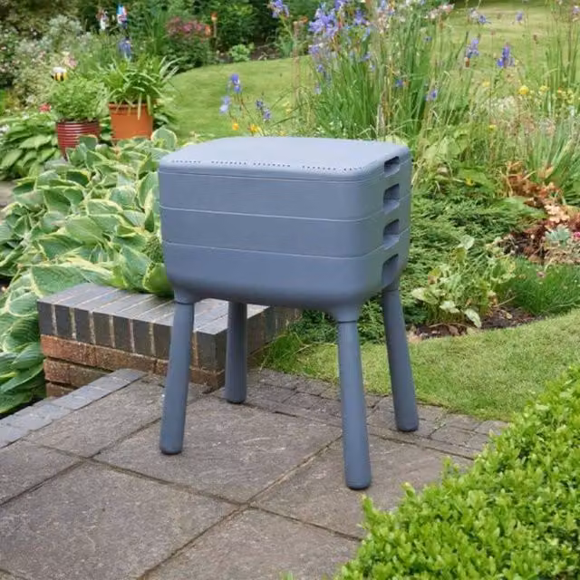 Marco Paul 3 Tray Wormery in Grey