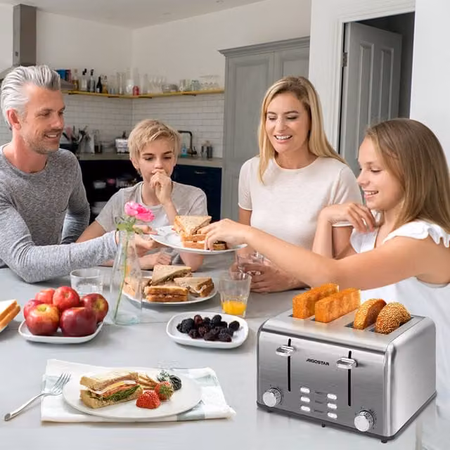 Aigostar 4 Slice Stainless Steel Toaster in Silver