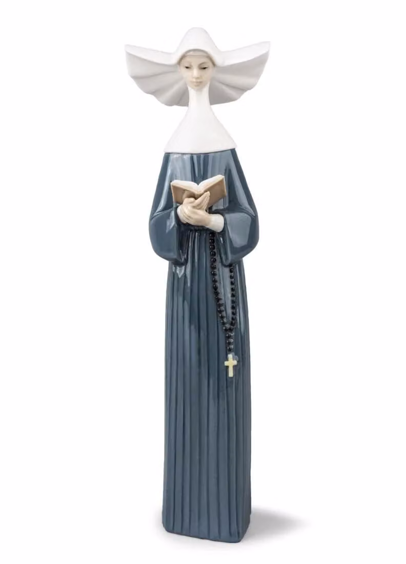 Lladró Prayerful Moment Nun Porcelain Figurine in Blue
