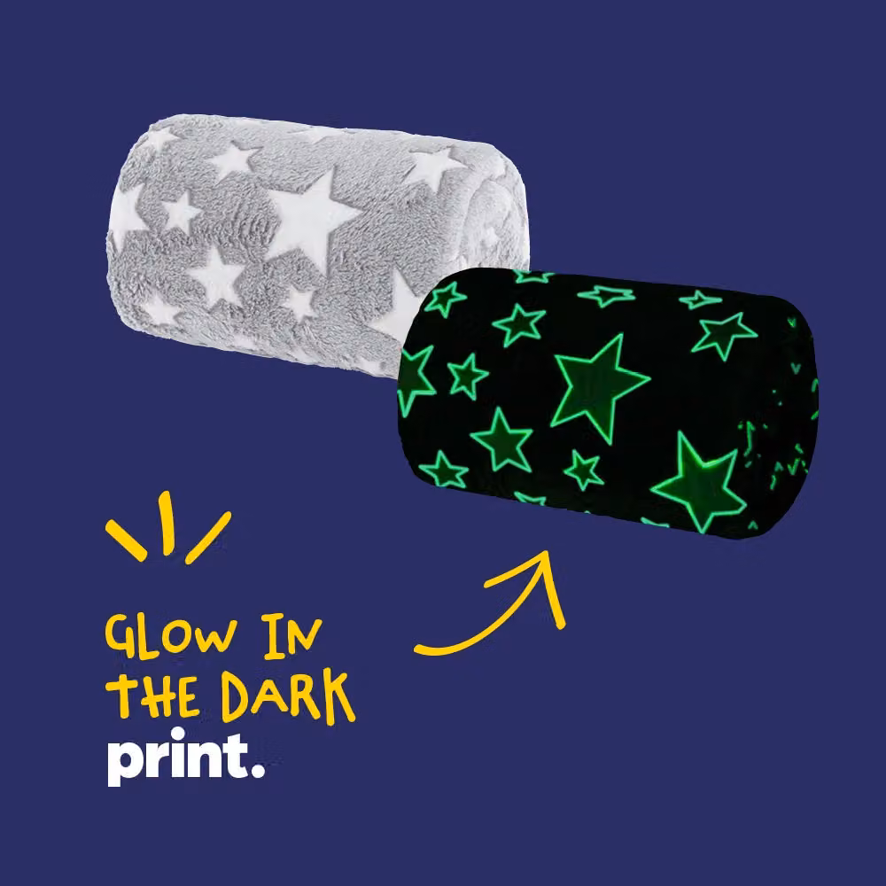 Wicked Gizmos Starry Night Glow in the Dark Fleece Blanket, Pink and Grey, W x D: 127 x 152 cm – 3