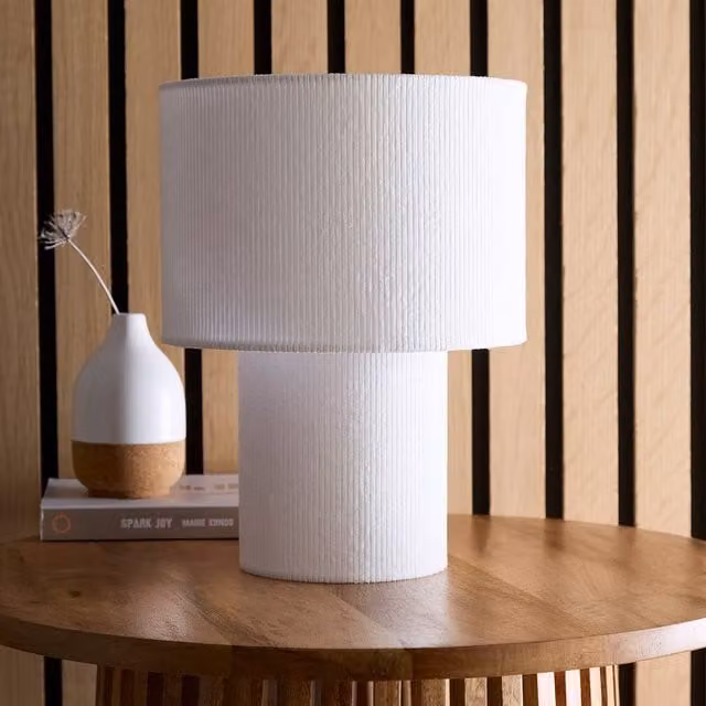 K LIVING Tokyo White Velvet Stripe Table Lamp – 1