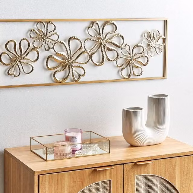 Wyld and Coco Gold Metal Floral Wall Decor, W 90 cm x H 31 cm – 1