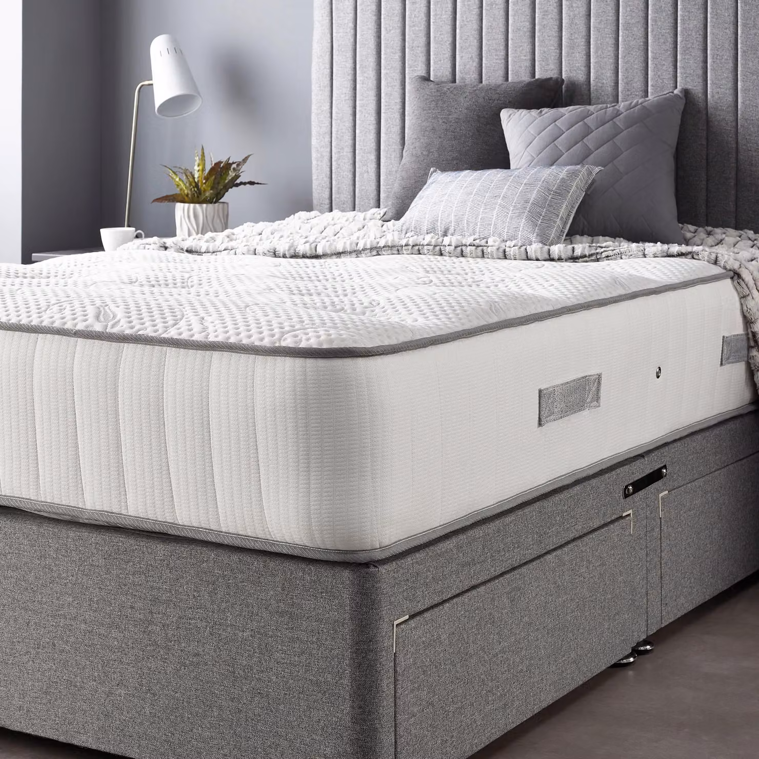 Aspire Natural Cashmere 1000 Pocket Mattress in White, Super King, W: 200 cm x D: 200 cm – 2