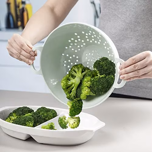 Zeal Melamine Colander in Green, 24cm – 3