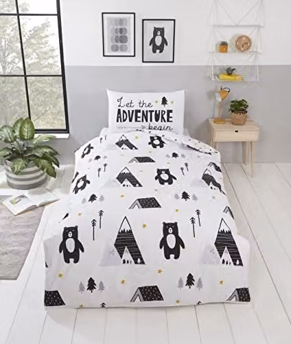 Rapport Home Scandi Bears Reversible Duvet Cover and Pillowcase Set in White, W/H: 135 x 200 cm