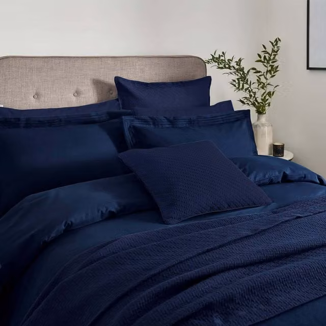 Bedeck of Belfast Vendi Super Kingsize Reversible Cotton Duvet Cover in Blue – 1