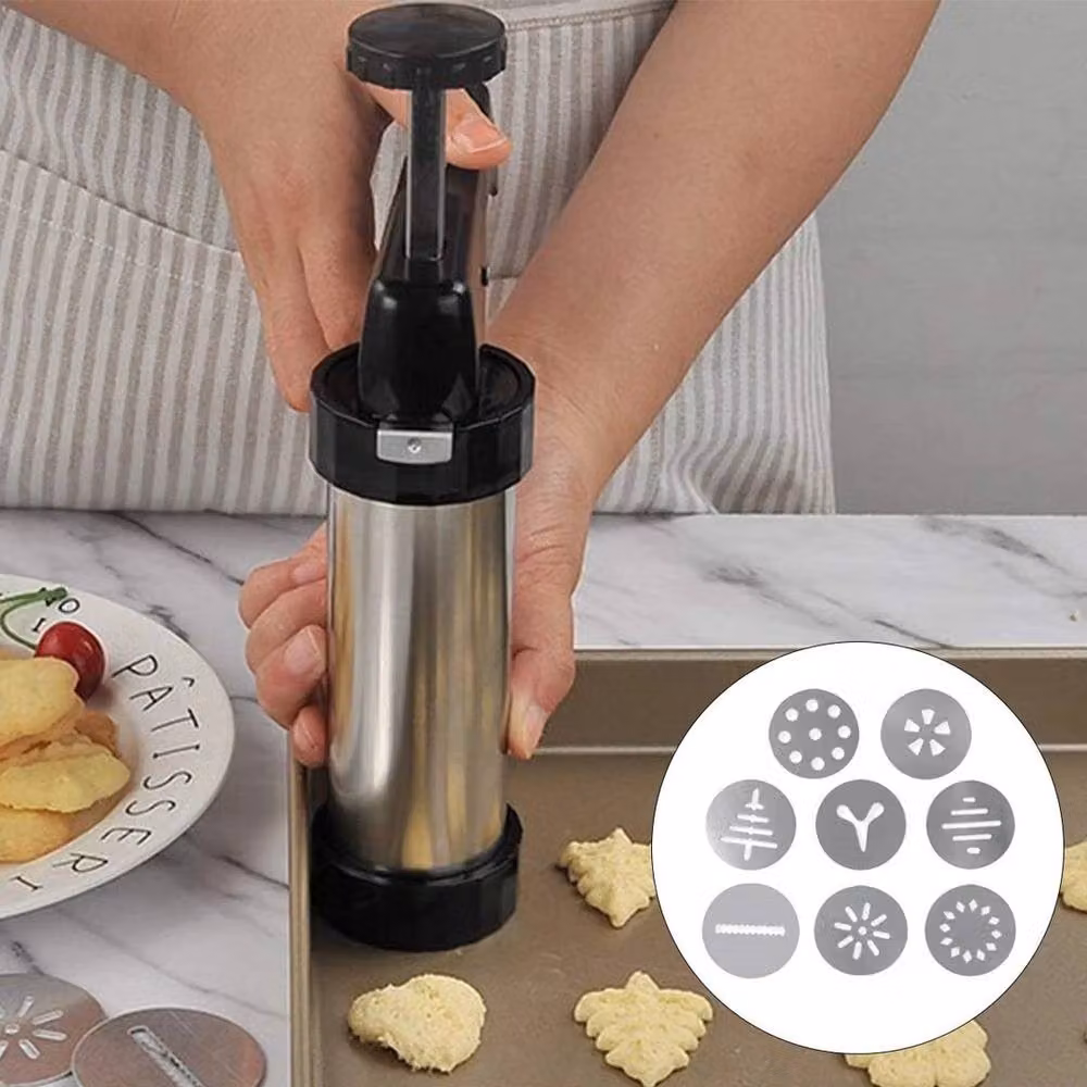 PAWNORA 17-Piece Stainless Steel Biscuit and Cake Decorating Set in Silver – 3