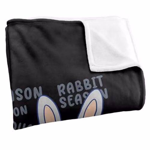 Warner Bros. Looney Tunes Gokko Duck and Rabbit Season LOGOVISION Super Soft Fleece Throw Blanket, Multicolour, W: 91 cm, D: 147 cm – 2