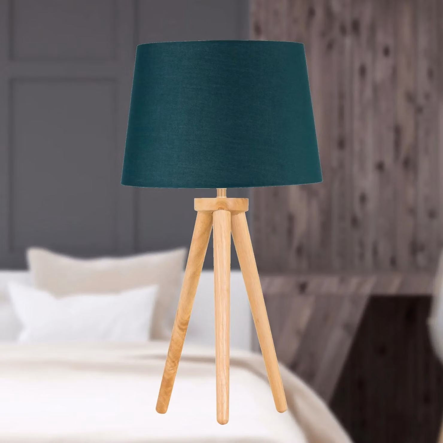 First Choice Lighting Set of 2 Light Oak Table Lamps with Dark Green Fabric Shades in Brown – 4