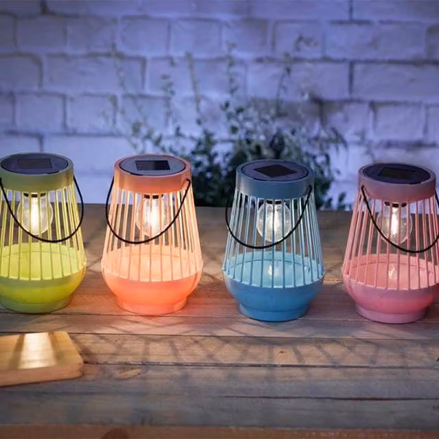Garden Mile Set of 4 Solar Hanging LED Lanterns in Multicolour