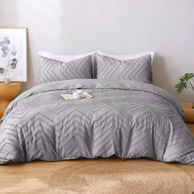 Pamposh Reversible Tufted Microfibre Duvet Cover and Pillowcase Set in Grey, Double Size