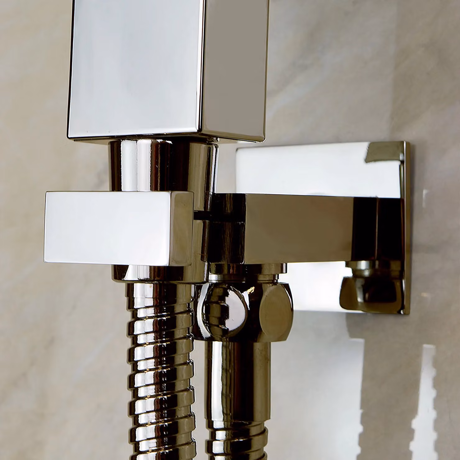 Nes Home Chrome Rectangular Shower Handset Kit with 1.5m Hose and Adjustable Bracket in Metallic Silver – 2