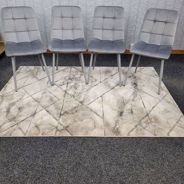 Kosy Koala Set of 4 Grey Velvet Tufted Dining Chairs with Metal Legs – 1