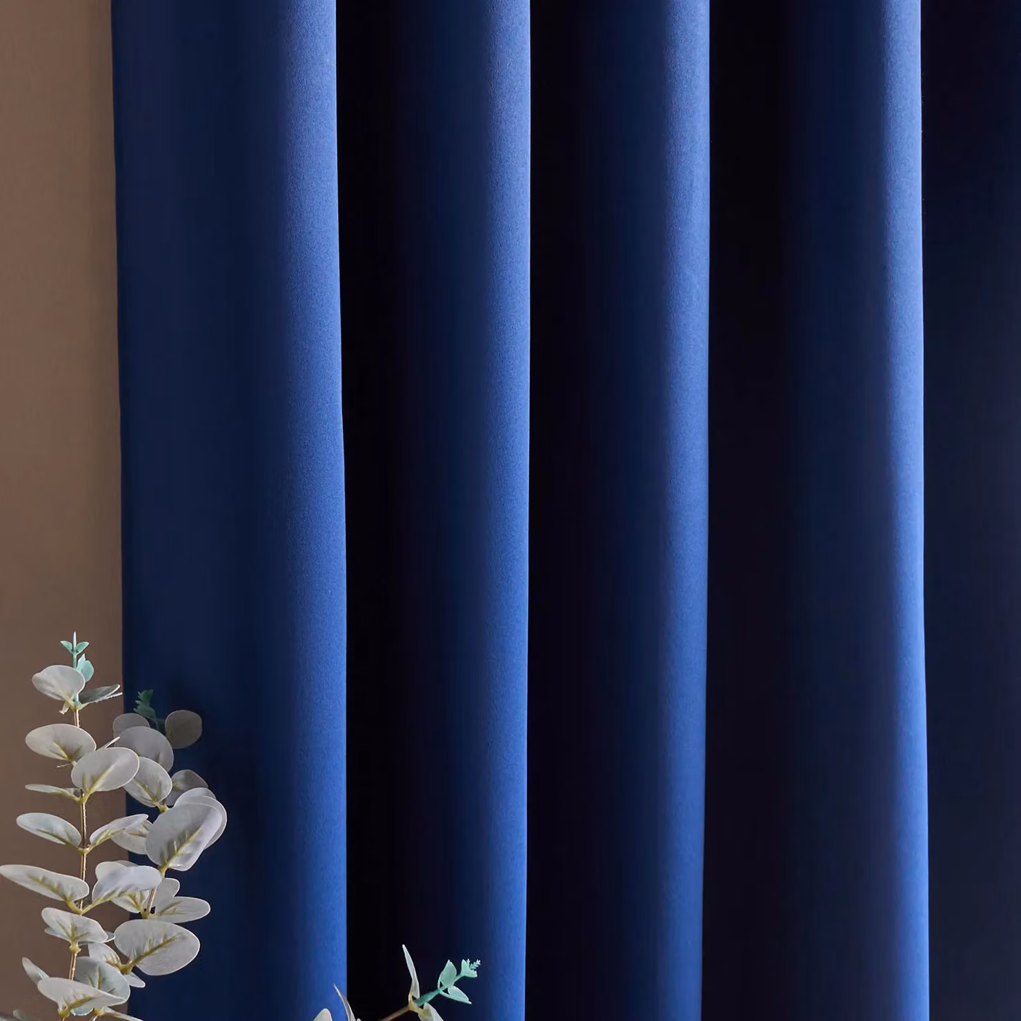 OHS Pair of Plain Blue Thermal Blackout Eyelet Curtains, W: 116 cm, H: 182 cm – 3