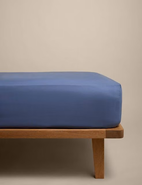 M&S Cotton Rich Breathable Fitted Sheet in Blue, W/D/H: 90 x 190 cm