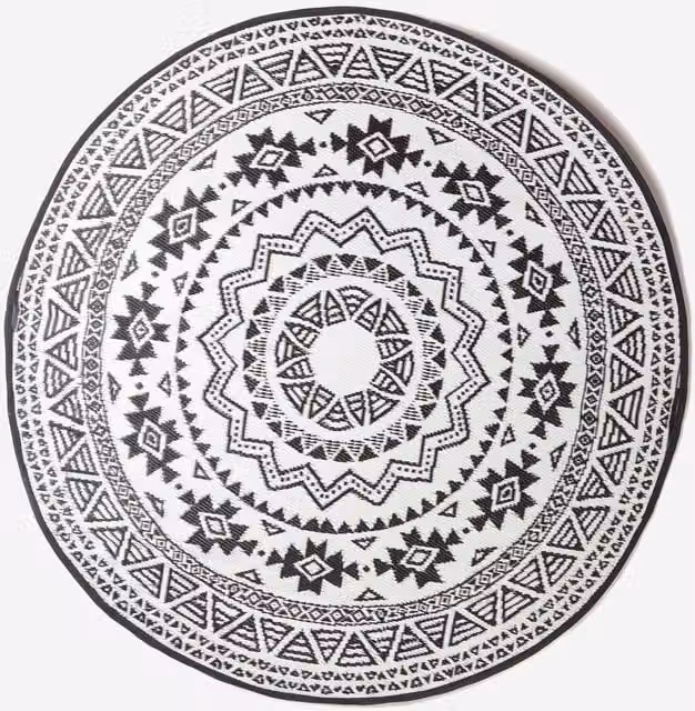 Homescapes Round Woven Outdoor Rug with Black and White Mosaic Motif, UV-Resistant and Reversible, Diameter: 180 cm