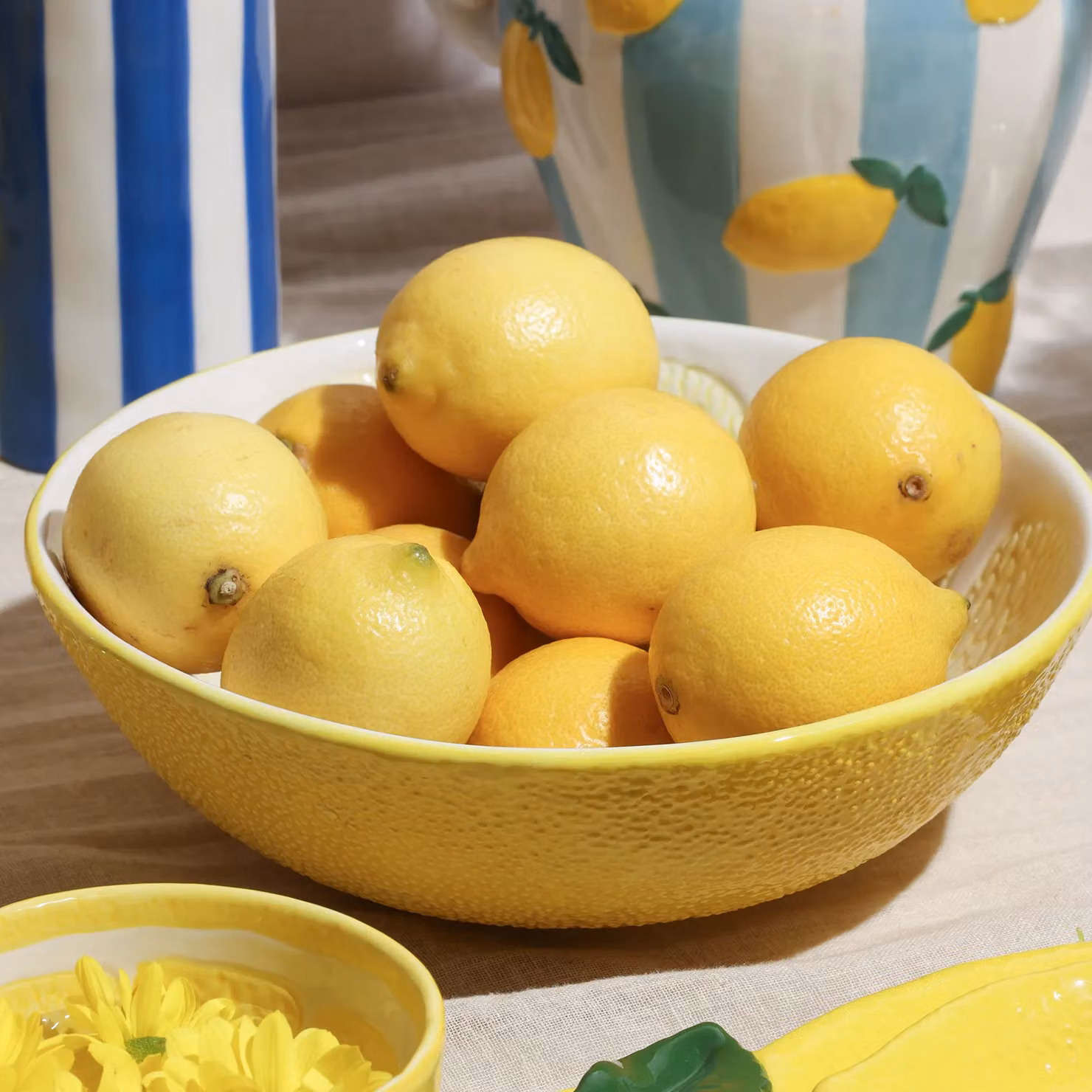 Widdop and Co Yellow Ceramic Serving Bowl – 2