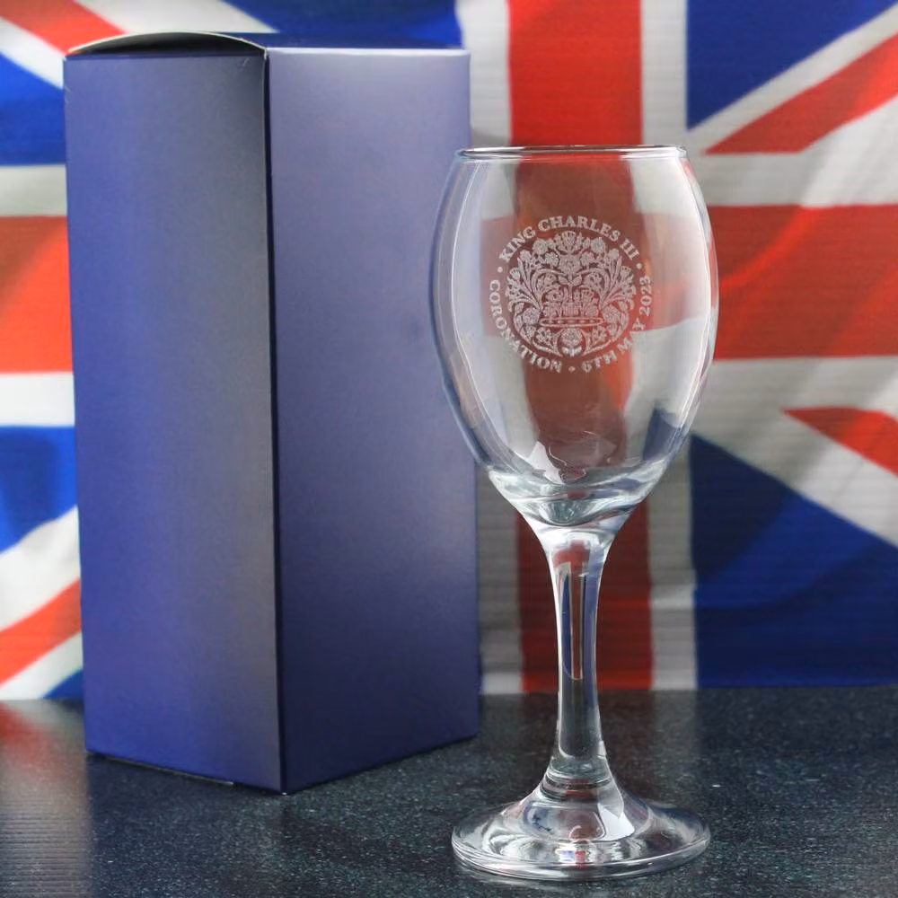 Uniqueful Personalised Commemorative Coronation of the King White Wine Glass, Clear Floral Design – 2