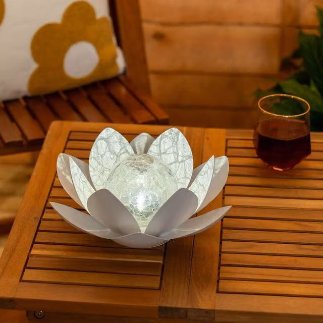 ValueLights White Solar Powered Outdoor Lotus Flower Waterlily Garden Light Metal Decoration – 1