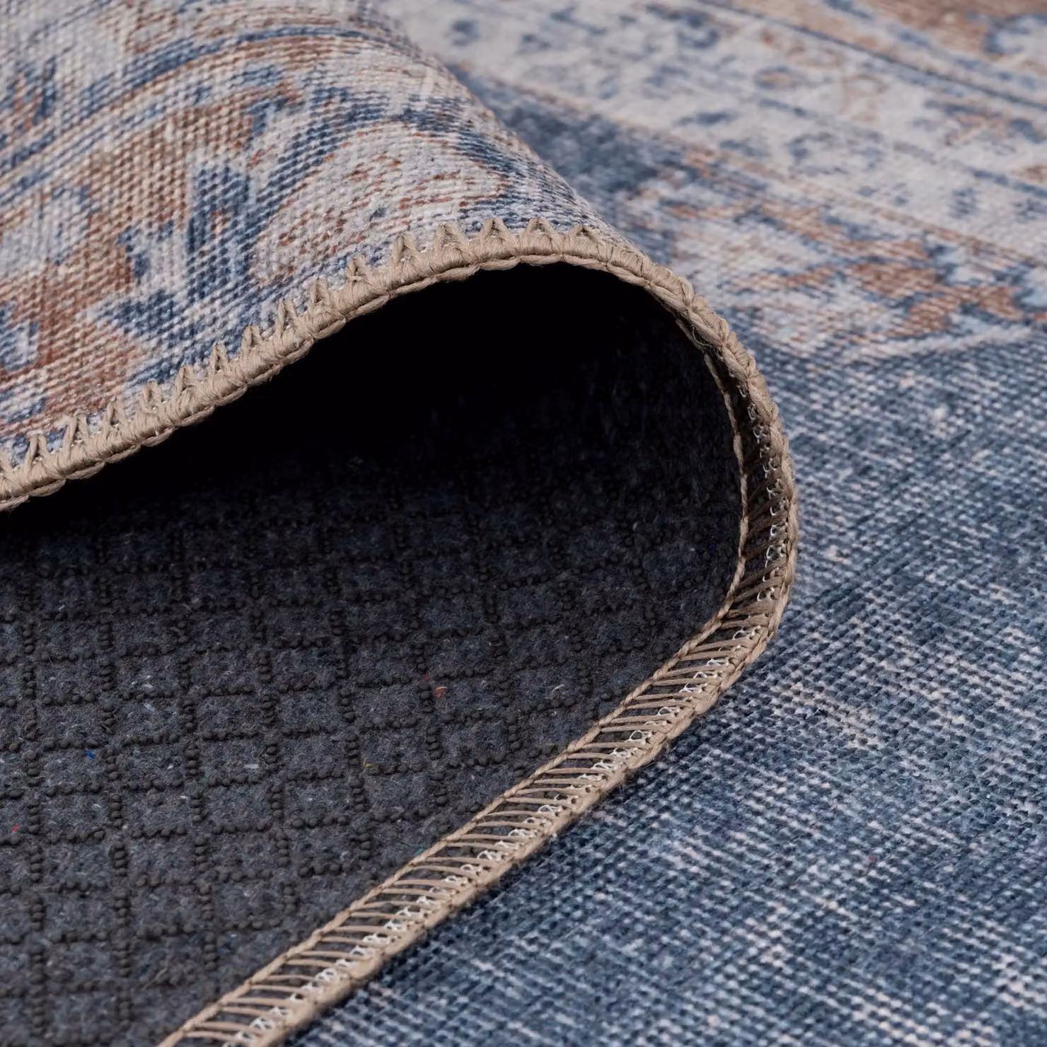 Kukoon Vintage Medallion Low Pile Rug in Denim Blue, Non-Slip and Washable, W: 240 cm, D: 330 cm – 2