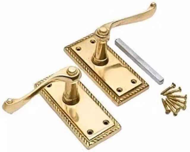 Golden Grace Polished Brass Georgian Lever Latch Door Handles in Gold