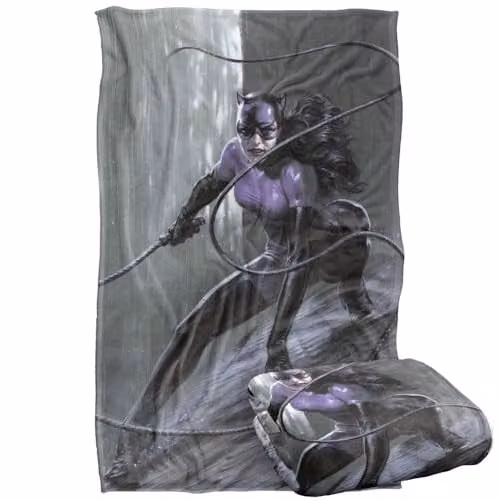 Warner Bros. Batman Catwoman Roof Silky Touch Super Soft Fleece Throw Blanket, Multicolour, W: 91.44 cm x D: 147 cm – 1