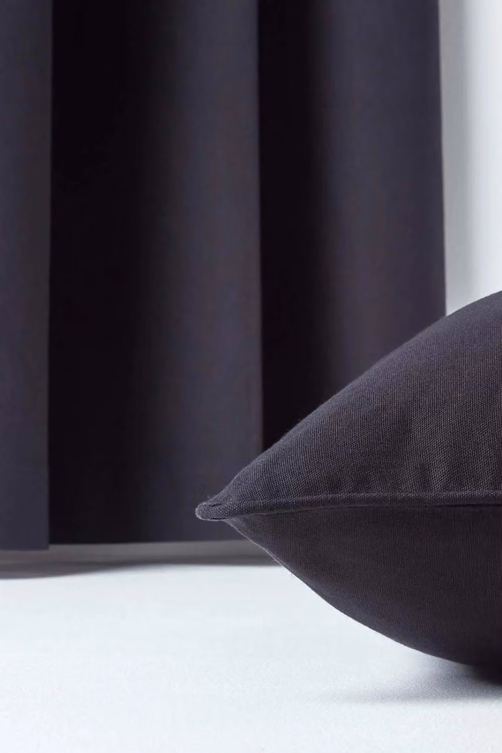 Homescapes Plain Black Cotton Square Cushion Cover, W/D/H: 30 x 30 x 30 cm – 3