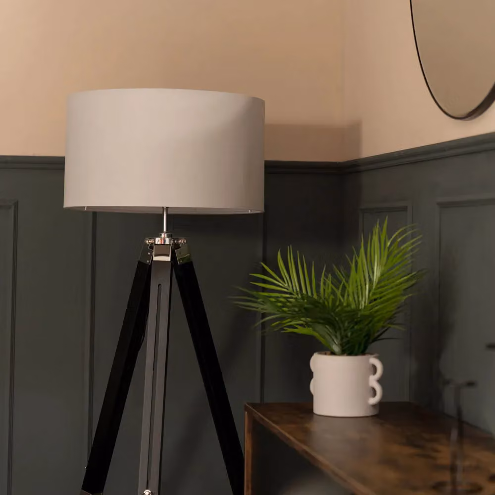 ValueLights Clipper Black Modern Floor Lamp with Fabric Shade and E27 LED Compatibility – 3