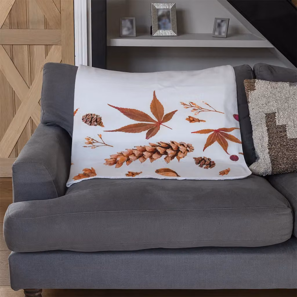 Benjamin Tate Design Autumn Leaves Half Border Fleece Blanket in Red, Sand and Beige, W/D/H: 120 x 150 cm – 3