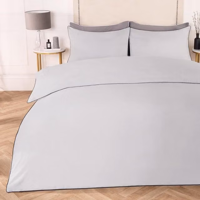 OHS Silver and Black Microfibre Piped Edge Duvet Cover Set, 200 x 200 cm