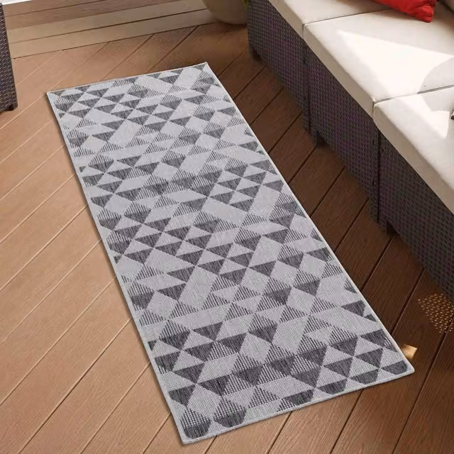 Desire Rugs Modern Geometric Waterproof Runner in Grey, W/D/H: 60 x 220 cm