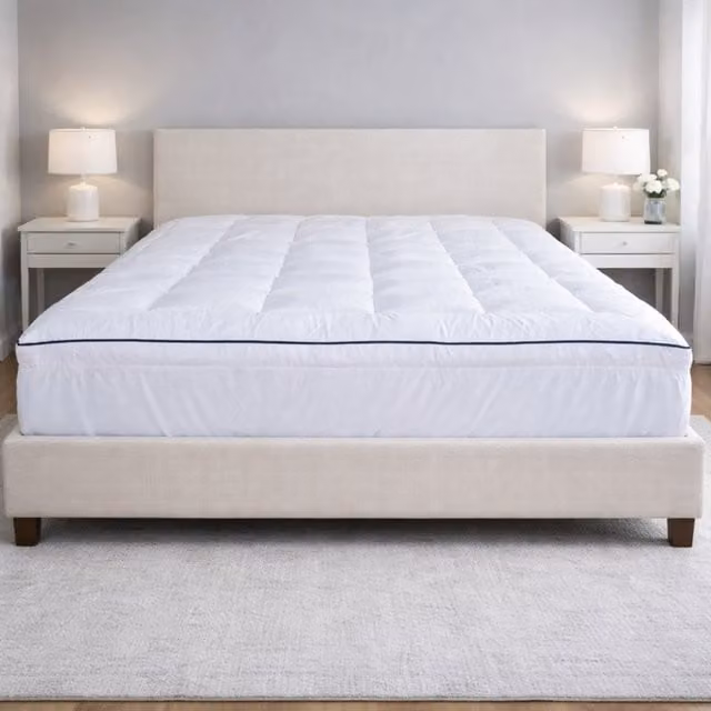 MHG Living White Hollowfibre Mattress Topper with Microfibre Fitted Skirt, W: 180 cm x D: 200 cm, 5 cm Thick – 1