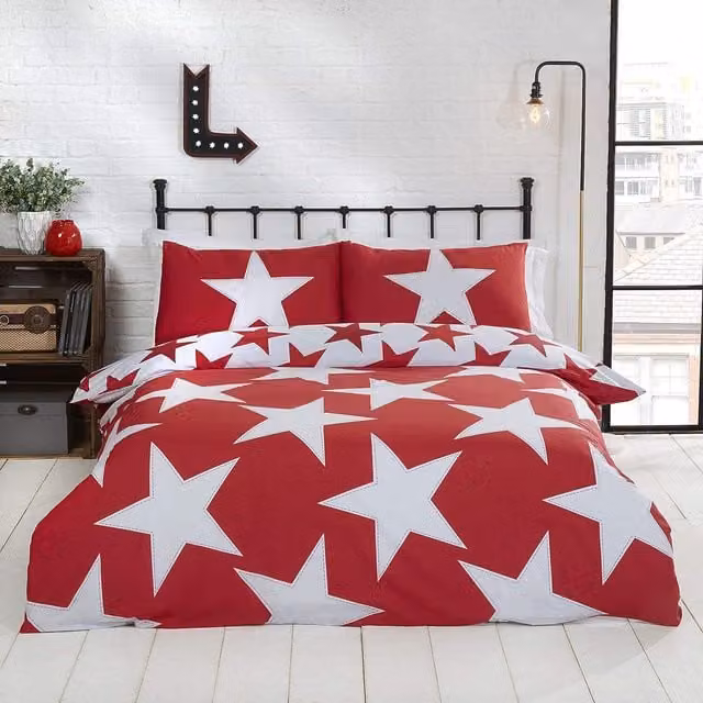Rapport Red Starry Reversible Duvet Cover and Pillowcase Set, W: 180 cm, H: 200 cm