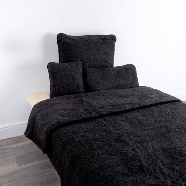 Native Natural Merino Wool Single Quilt in Black