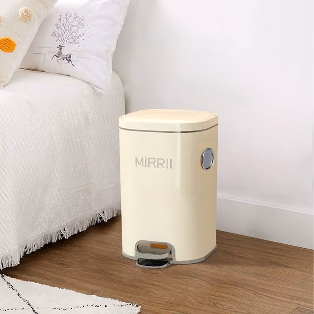 Lifeideas 15l Pedal Bin in Beige and White