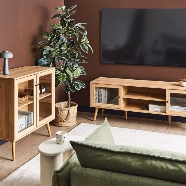 Wyld and Coco Scandinavian Style TV Stand in Light Brown with Tempered Glass Doors and Pine Legs, W: 150 cm, H: 56 cm, D: 39 cm